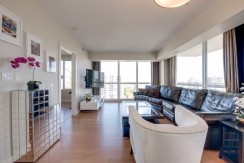 2 bed 2 bath LUXURY condo DOWNTWON $2000/month