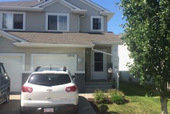 Fabulous 3 bedroom duplex with finished Basement and Fully Fenced Yard $1399